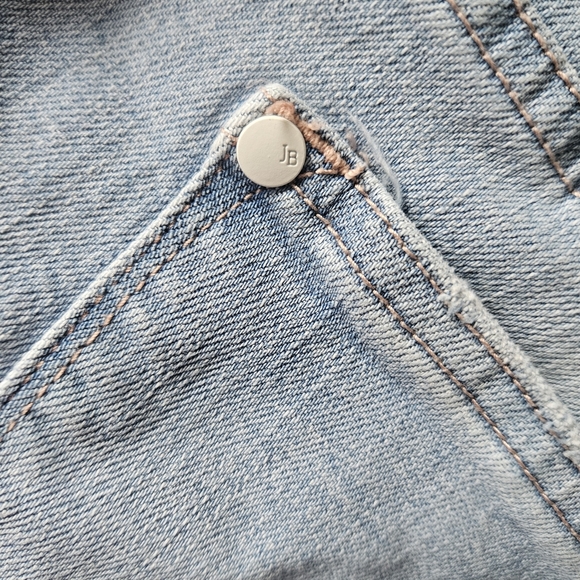 Judy Blue High-Rise Braided Waistband Jean Short Size 1XL - Picture 6 of 9